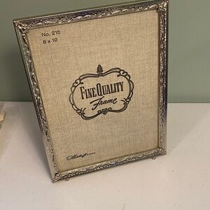 Vintage Metalcraft Corp. Elegant 8” x 10” Silver Photo Frame